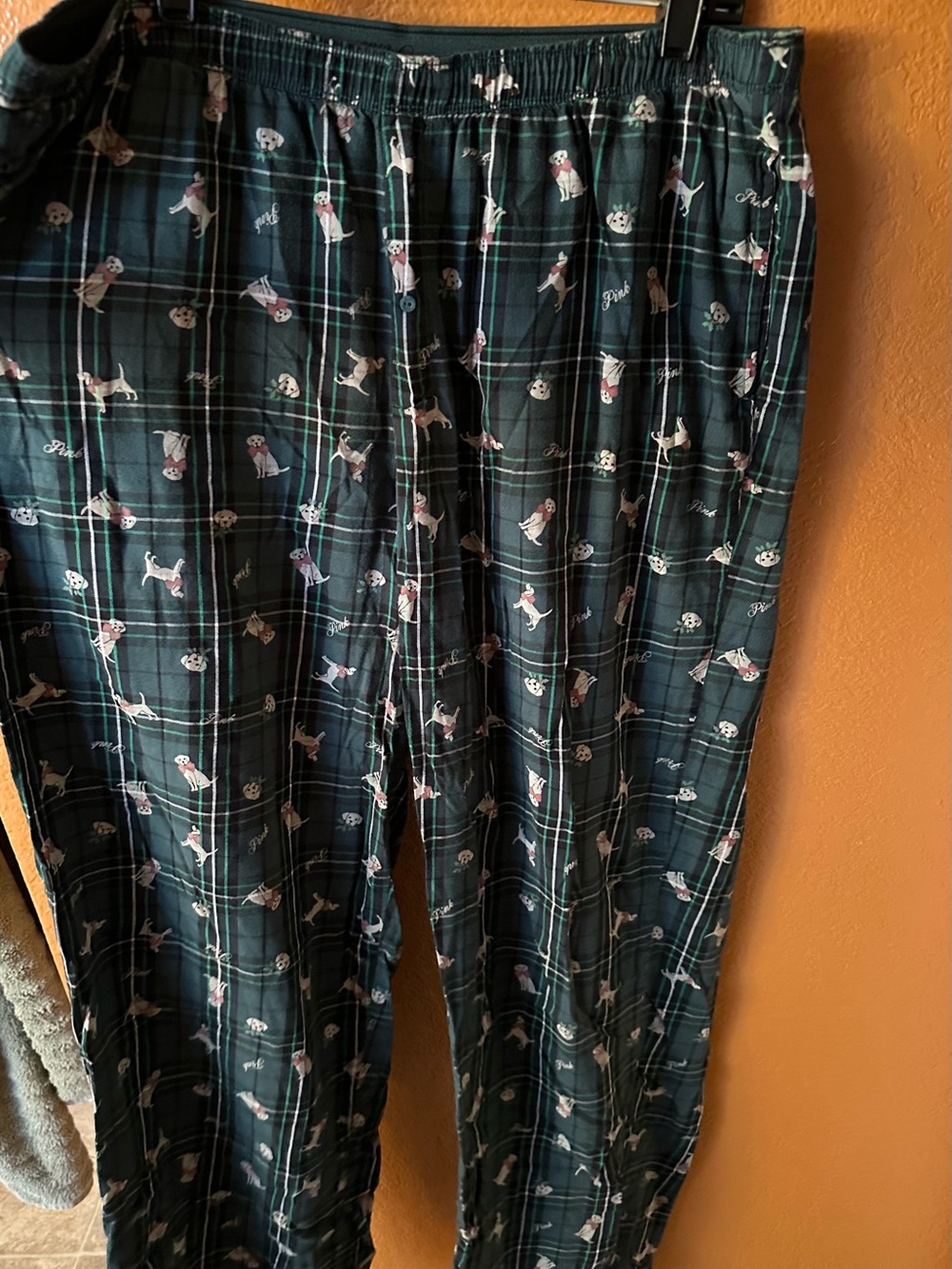 PINK Victoria's Secret Dark Green Plaid Dog-Print Pajama Pants